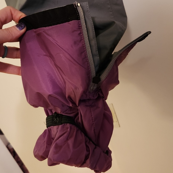 Burton Women's The White Collection Snowpants, Size Large, Gray and Purple - Picture 6 of 11